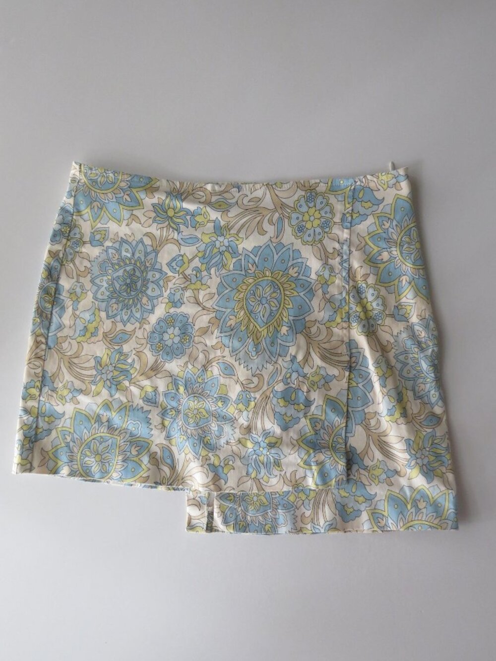 Italian Vintage Sisley FloralWrap Mini Skirt, Blue Green Paisley Print, Made in